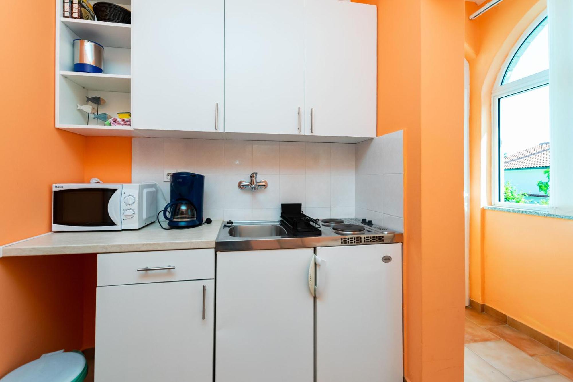 Apartments Miranda Лопар Екстер'єр фото